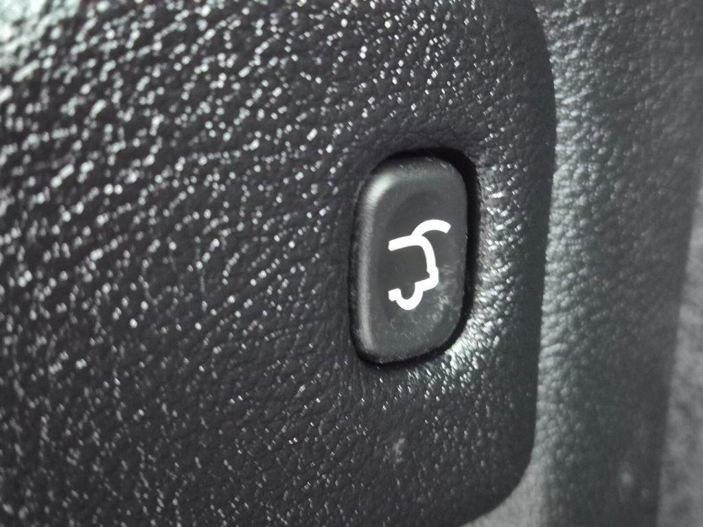 Used 2025 Dodge Durango GT AWD/4WD image 18