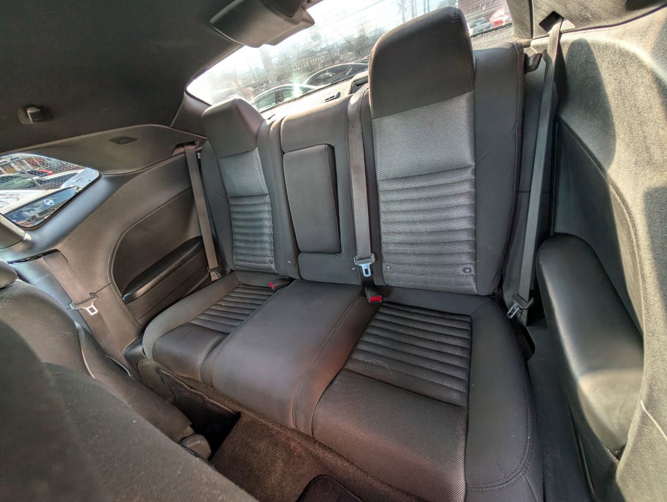 Used 2014 Dodge Challenger SXT RWD image 16