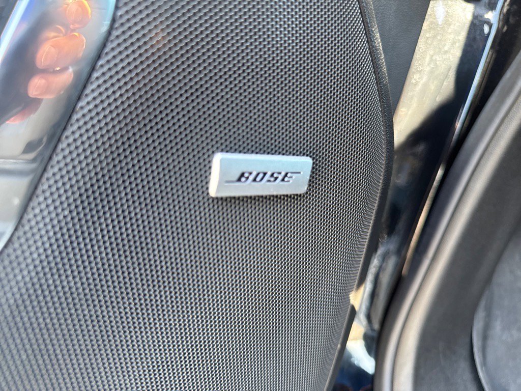 Used 2023 Chevrolet Suburban High Country image 16