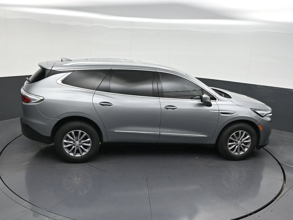 Used 2024 Buick Enclave Essence w/ Technology Package FWD image 21