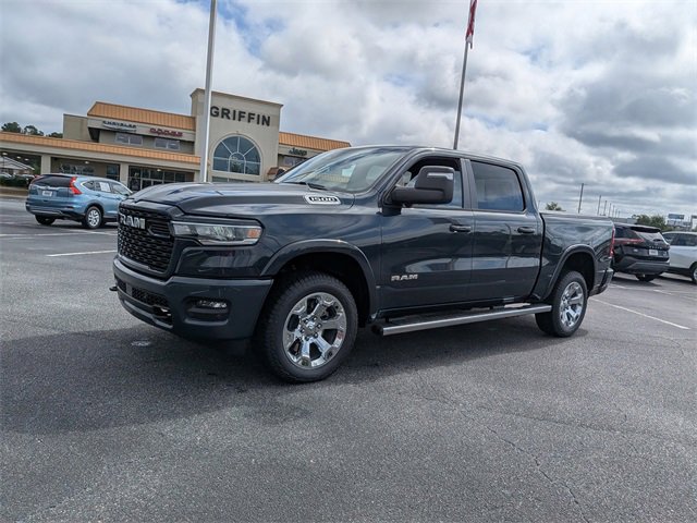New 2026 RAM 1500 4x4 Crew Cab image 7