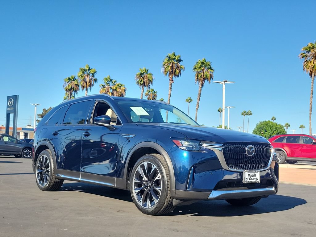 Certified 2024 MAZDA CX-90 Plug-In Hybrid w/ Premium Pkg AWD/4WD image 37