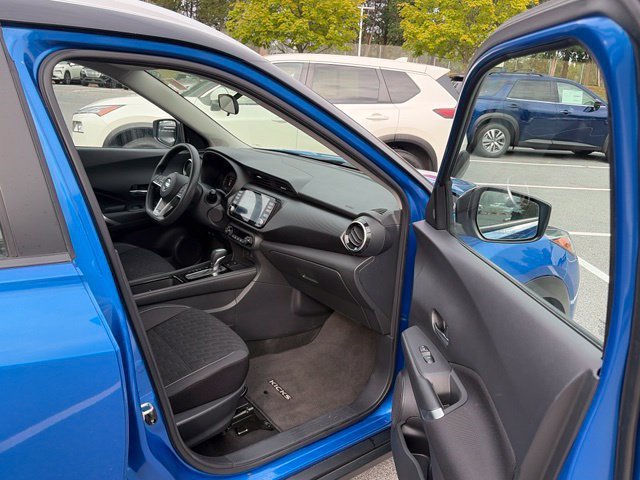 Used 2021 Nissan Kicks SV FWD image 24
