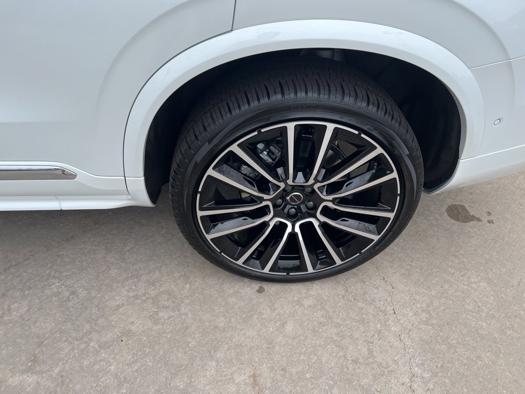 New 2026 Volvo XC90 B6 Plus w/ Protection Package Premier image 10