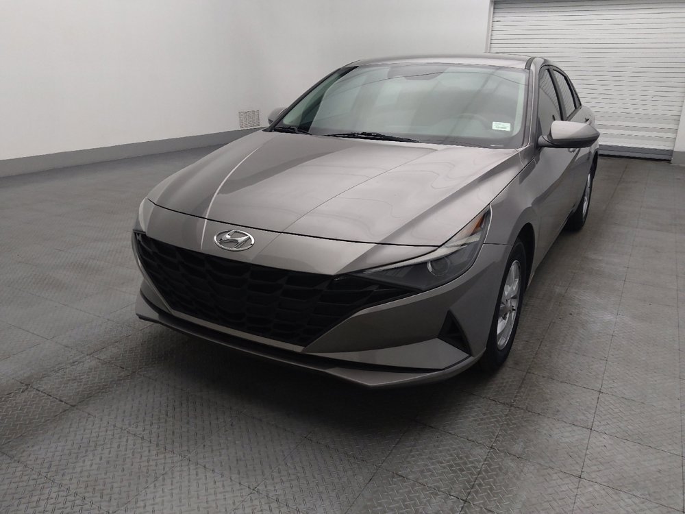 Used 2021 Hyundai Elantra SE image 15
