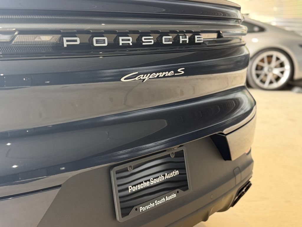 New 2026 Porsche Cayenne S AWD/4WD image 37