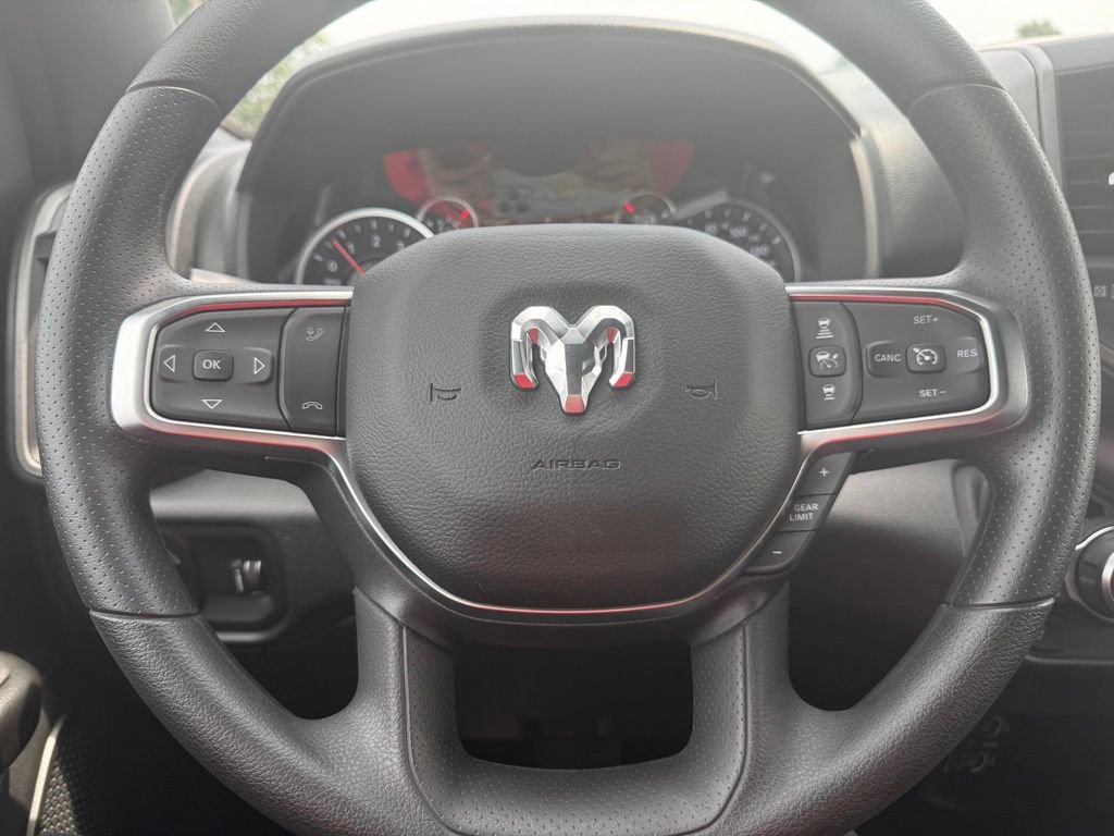 New 2026 RAM 1500 Express AWD/4WD image 22