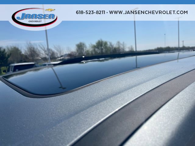 New 2026 Chevrolet Traverse RS w/ LPO, Floor Liner Package FWD image 18