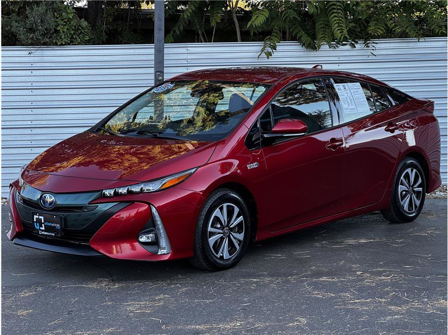 Used 2017 Toyota Prius Prime Advanced FWD image 8