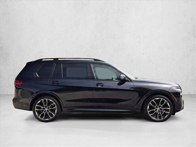Used 2023 BMW X7 M60i w/ Executive Package AWD/4WD image 4