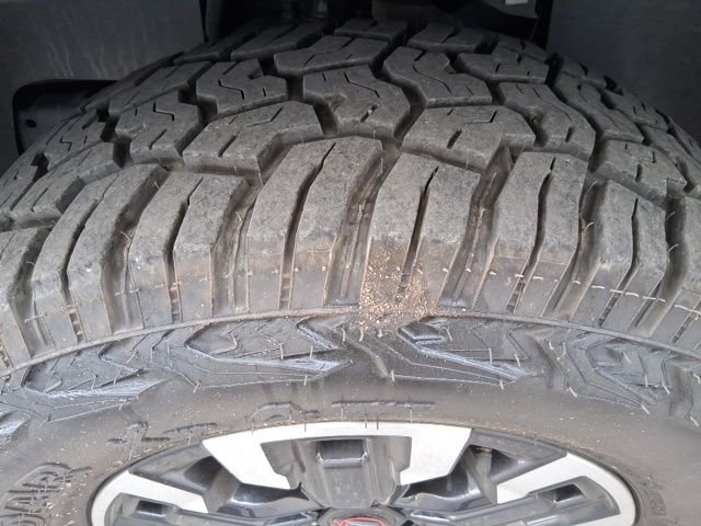 Certified 2024 Nissan Frontier PRO-4X w/ Off-Road Protection Package image 22