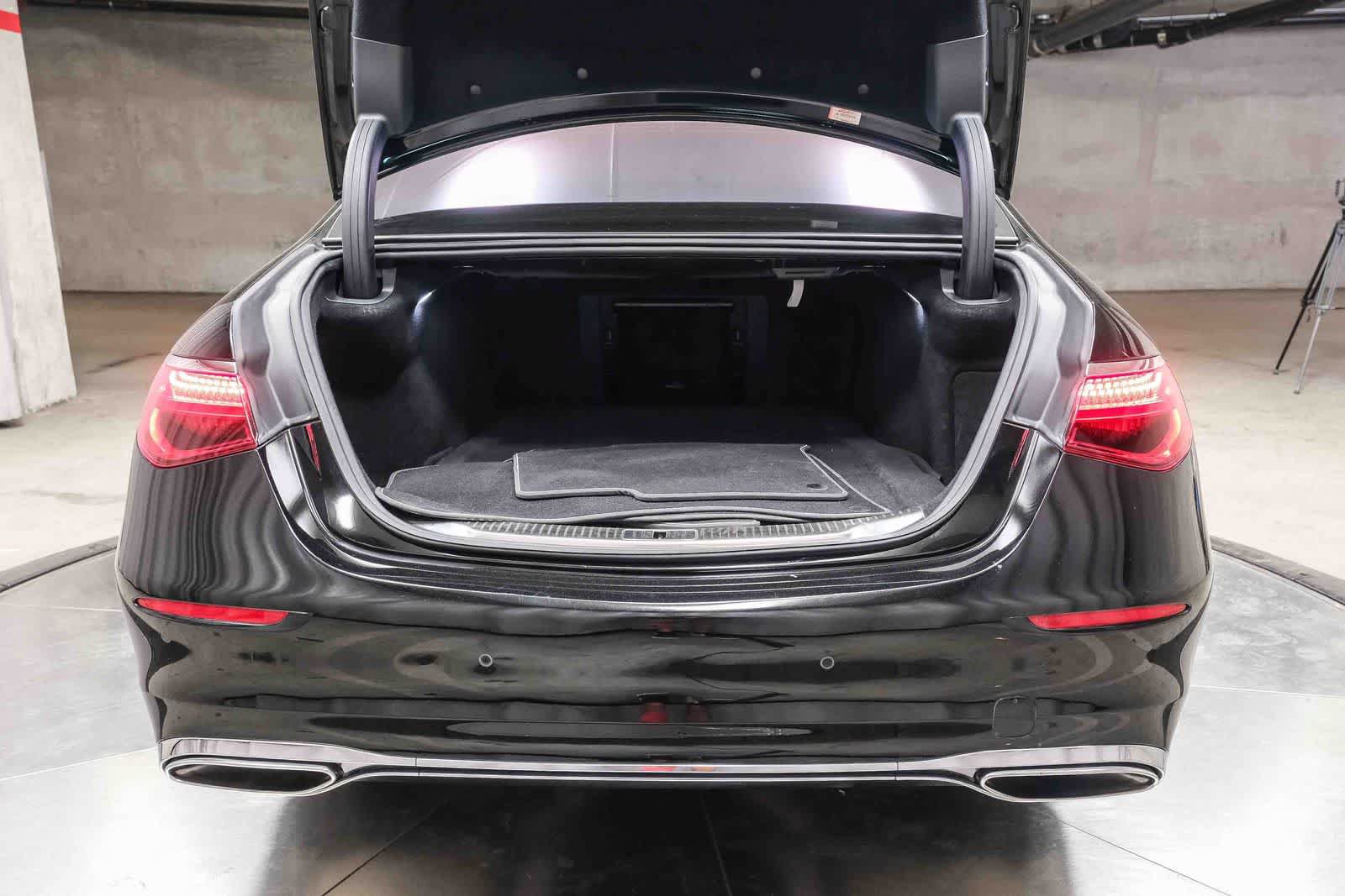 Certified 2024 Mercedes-Benz S 580e 4MATIC Sedan image 30