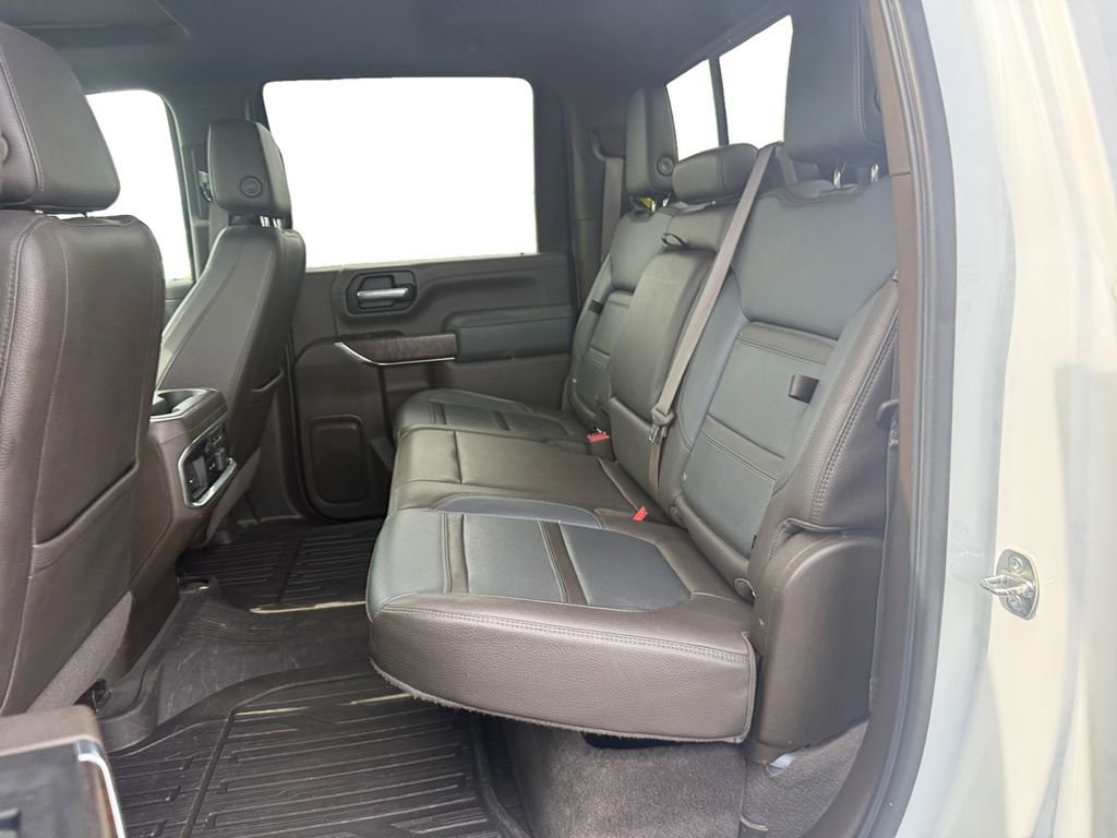 Used 2023 GMC Sierra 2500 Denali w/ Denali Ultimate Package image 16