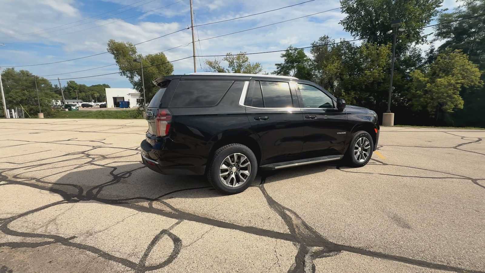 Certified 2023 Chevrolet Tahoe LS w/ Driver Alert Package AWD/4WD image 8
