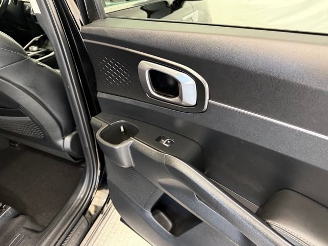 Used 2022 Kia Sorento S AWD/4WD image 30