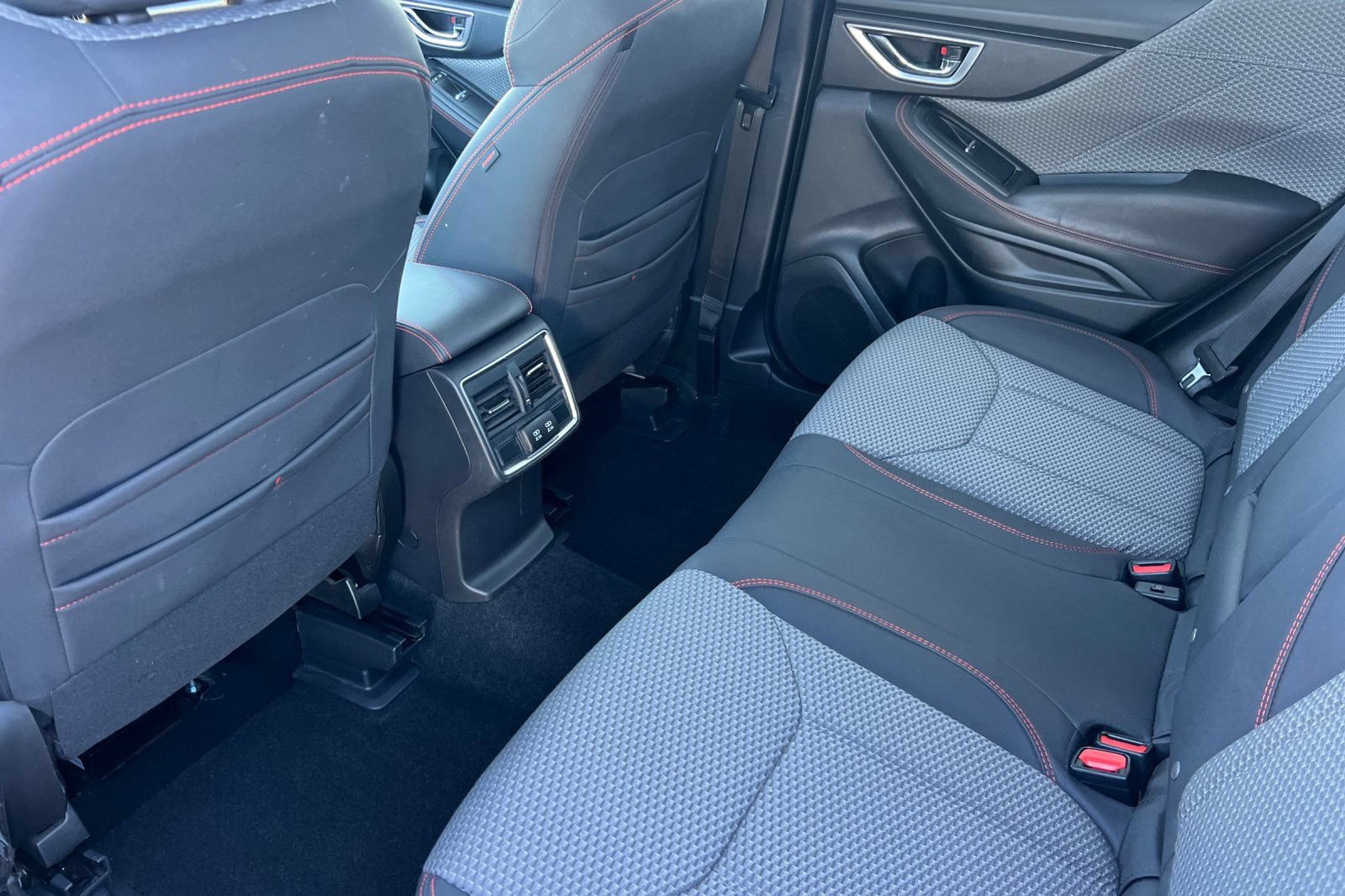 Used 2019 Subaru Forester Sport w/ Popular Package #2 AWD/4WD image 4
