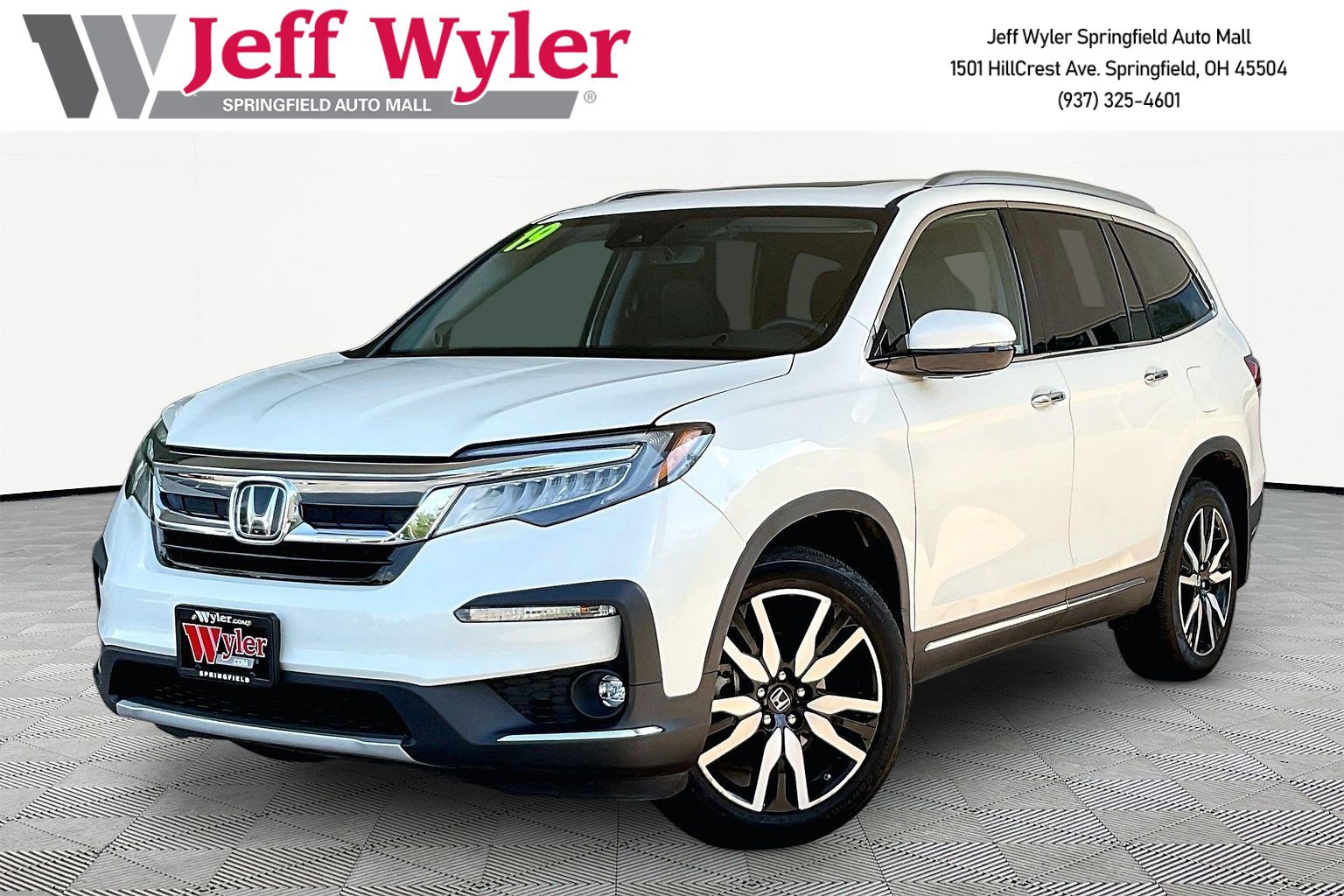 Used 2019 Honda Pilot Touring image 1
