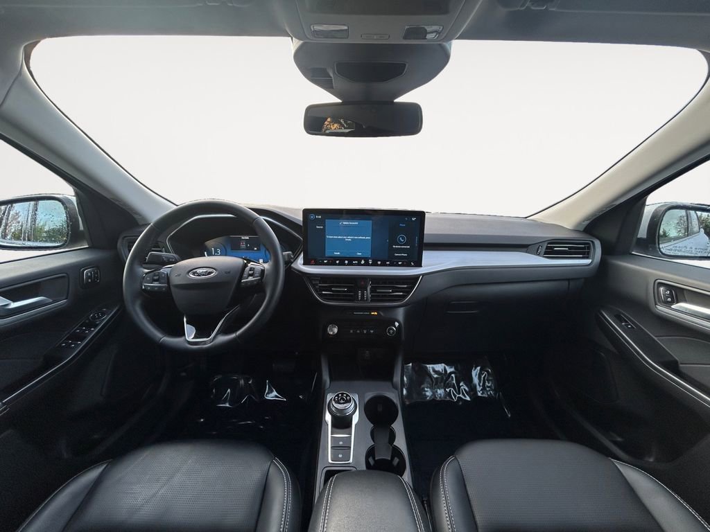 Used 2025 Ford Escape Platinum image 13