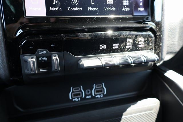 New 2025 RAM 2500 Big Horn AWD/4WD image 27