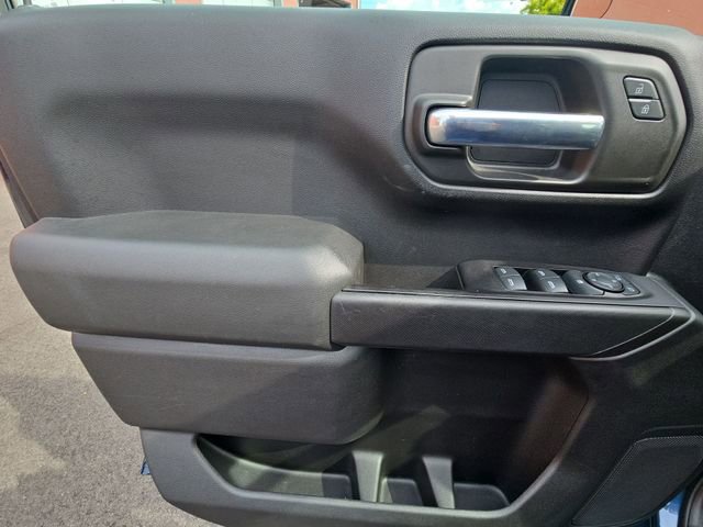 Used 2019 Chevrolet Silverado 1500 Custom w/ Custom Value Package AWD/4WD image 24