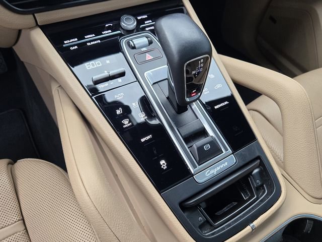 Used 2022 Porsche Cayenne image 19