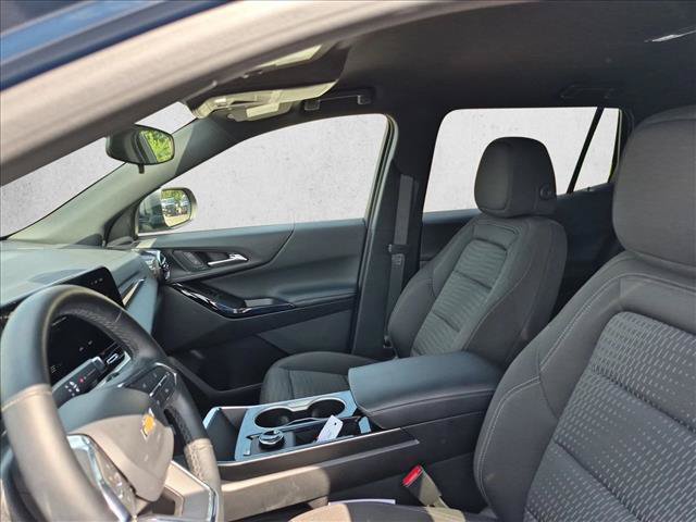 Used 2026 Chevrolet Equinox LT AWD/4WD image 11
