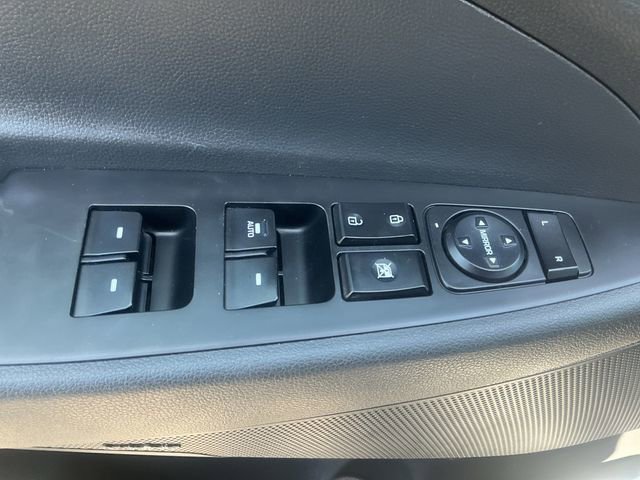 Used 2018 Hyundai Tucson SEL Plus w/ Cargo Package AWD/4WD image 26