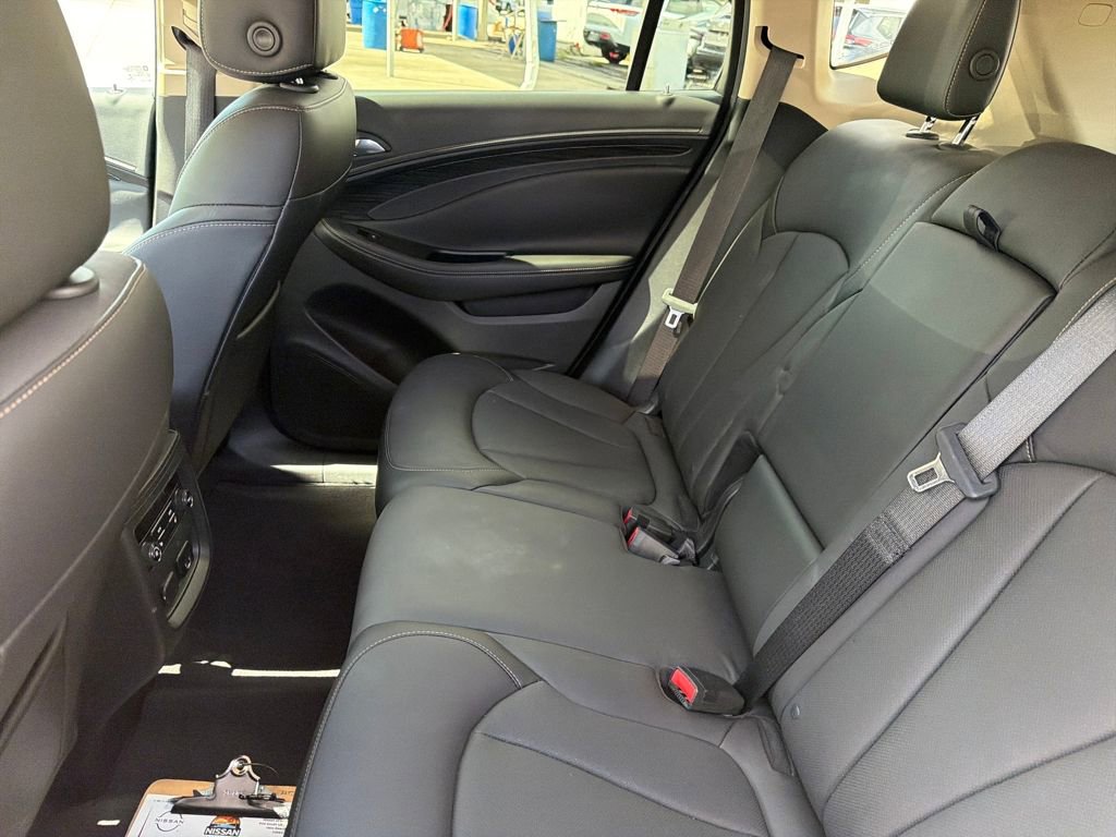 Used 2017 Buick Envision Essence FWD image 29