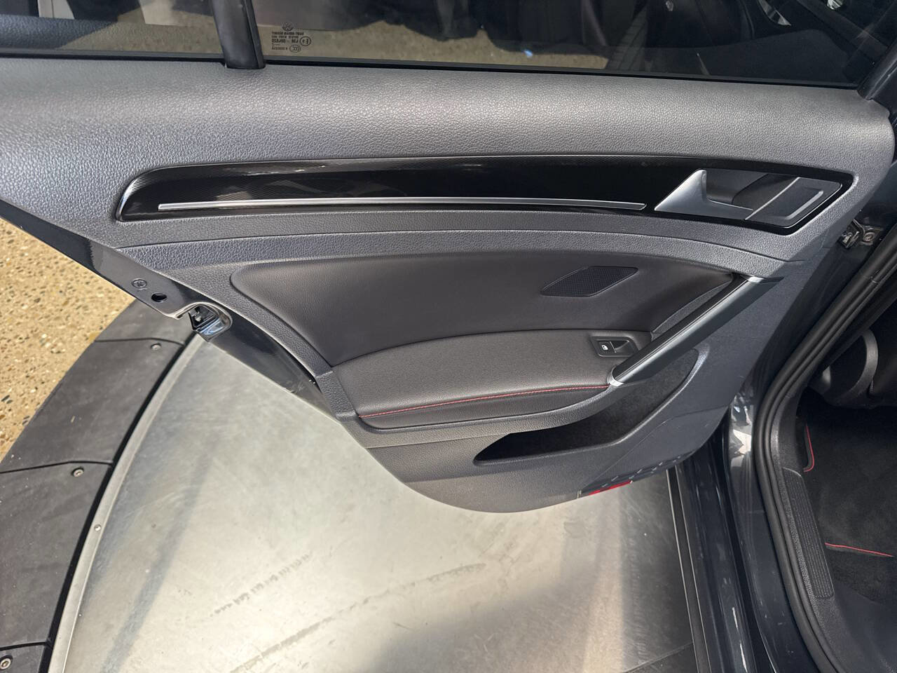 Used 2017 Volkswagen GTI Autobahn FWD image 25