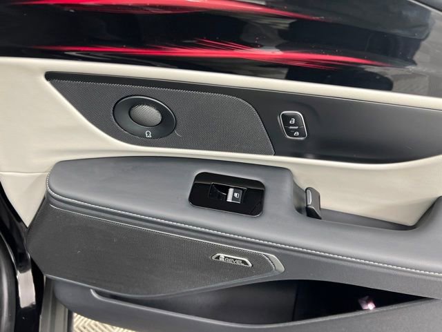 Certified 2025 Lincoln Nautilus Reserve AWD/4WD image 28