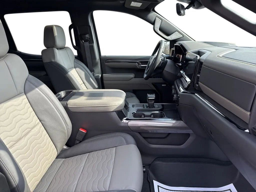 New 2026 Chevrolet Silverado 1500 ZR2 image 14