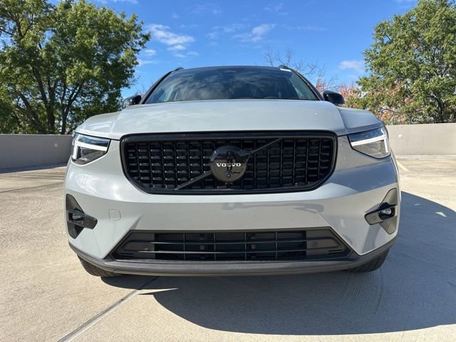 New 2026 Volvo XC40 B5 Ultra w/ Climate Package AWD/4WD image 2