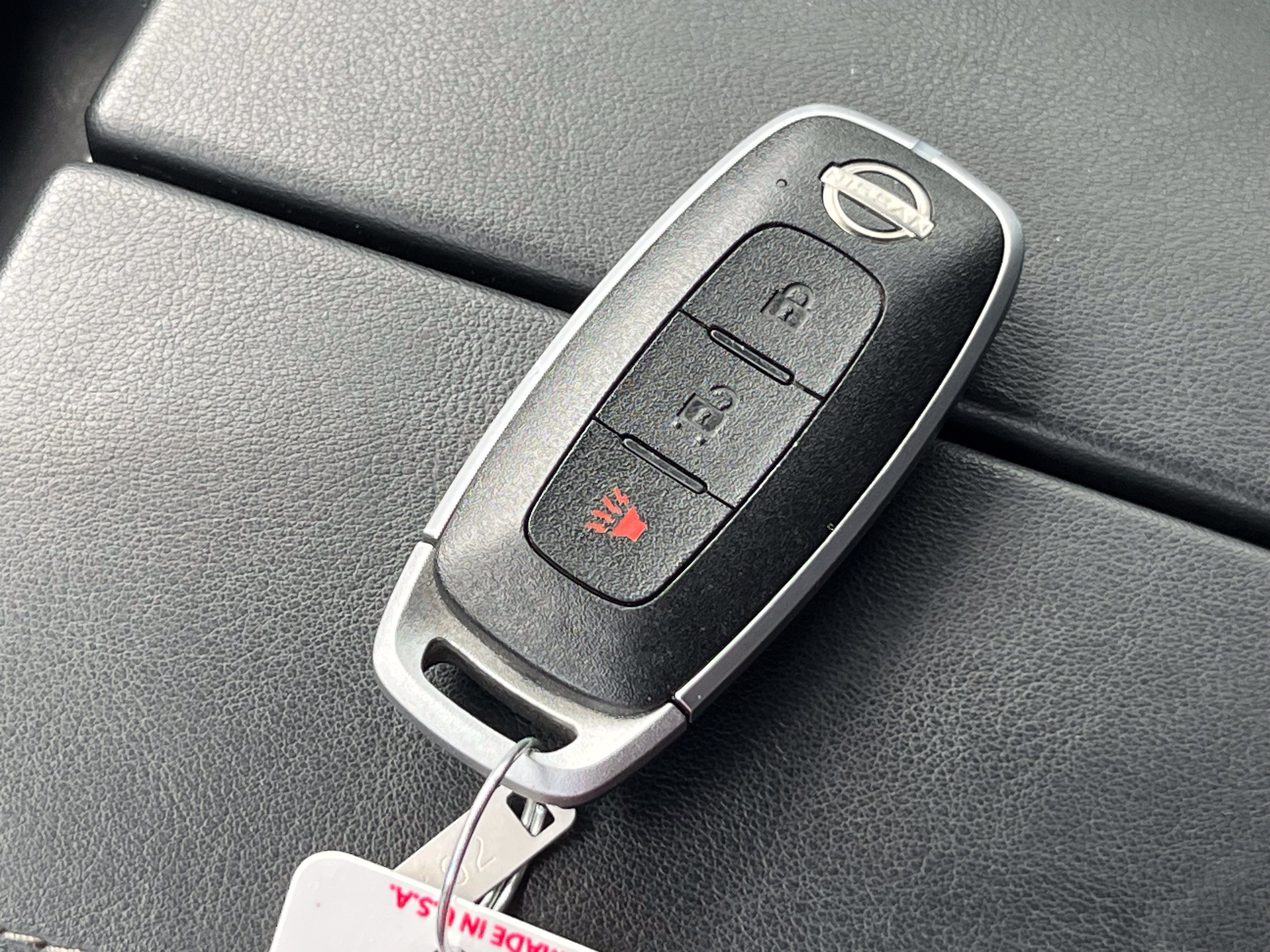 Used 2023 Nissan Rogue S AWD/4WD image 33