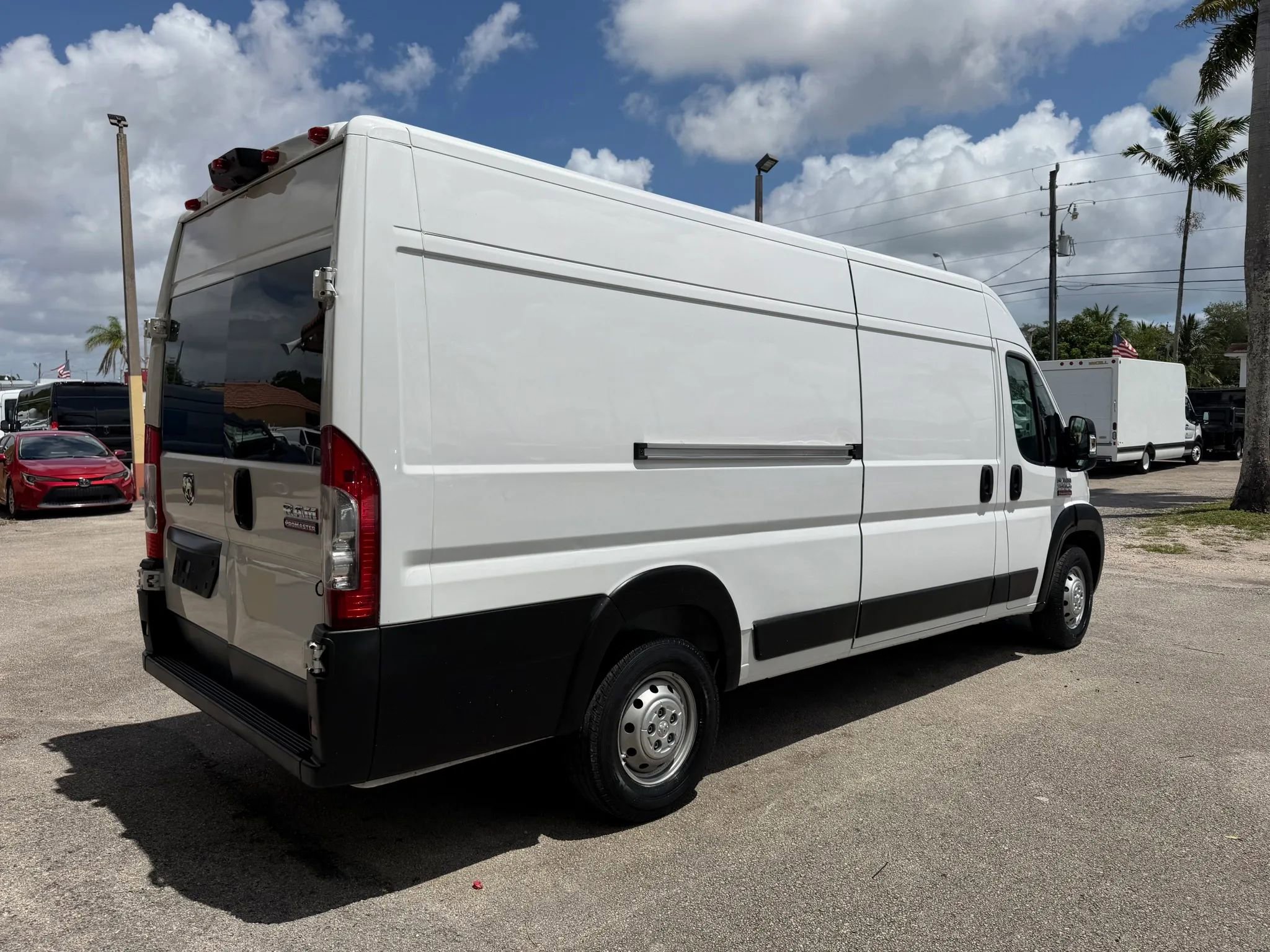 Used 2022 RAM ProMaster 3500 w/ Premium Convenience Group (A) FWD image 7