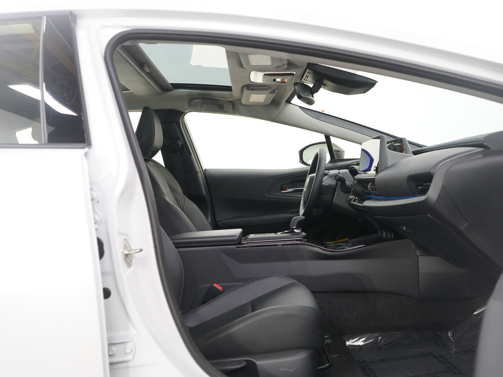 Used 2026 Toyota Prius AWD image 11