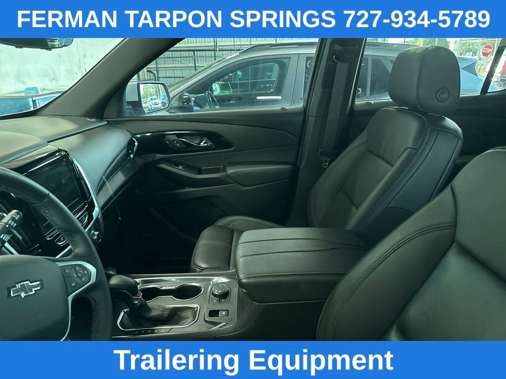 Used 2023 Chevrolet Traverse RS FWD image 9