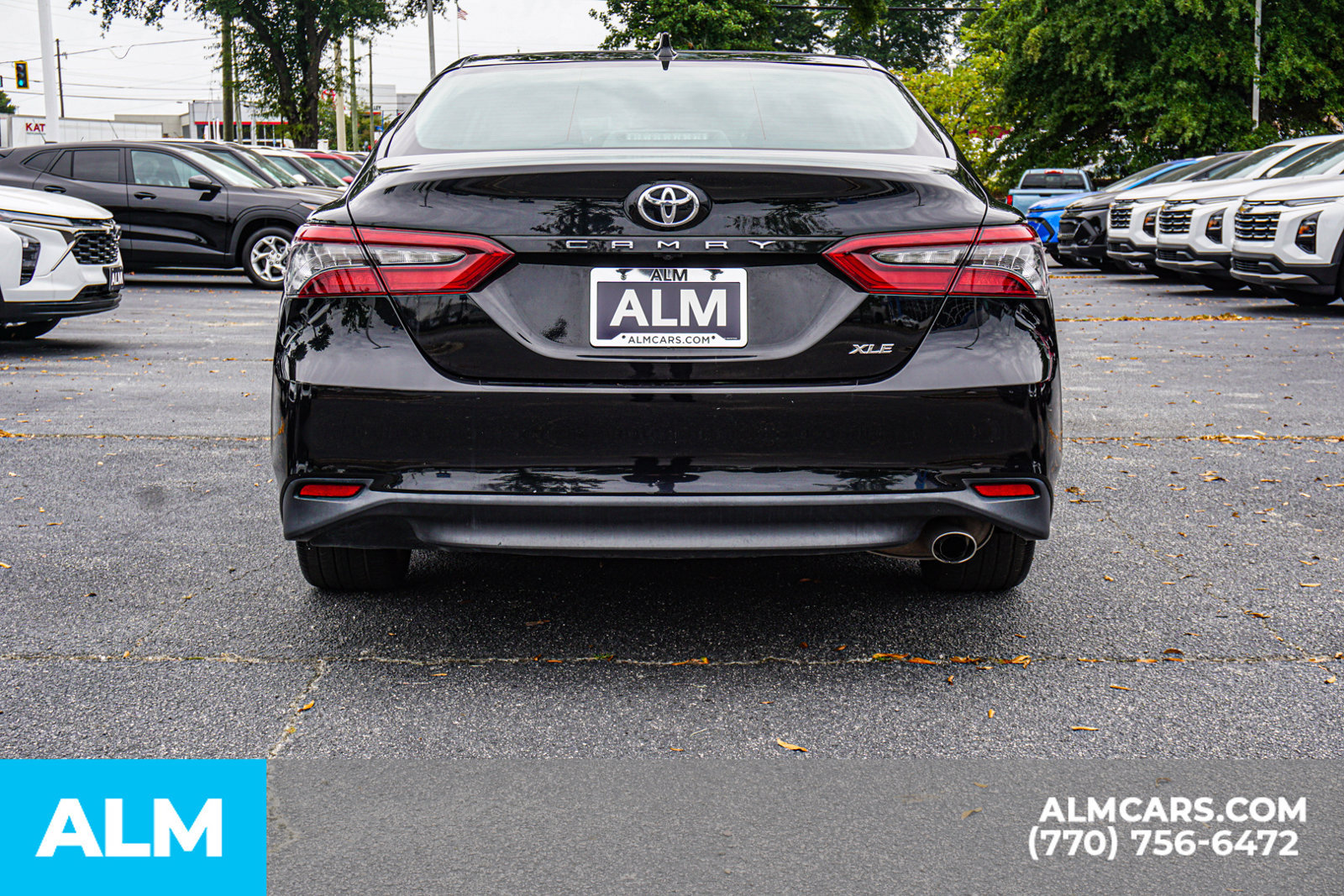 Used 2023 Toyota Camry XLE w/ Navigation Package FWD image 12