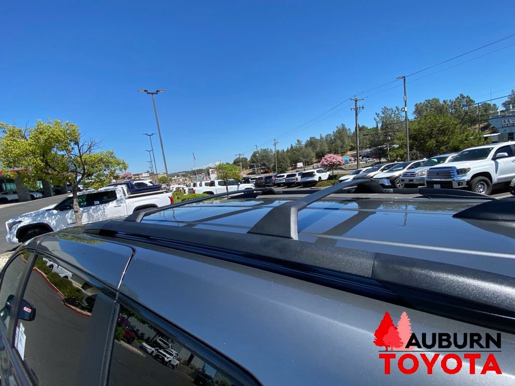 New 2026 Toyota Sienna XSE AWD/4WD image 9