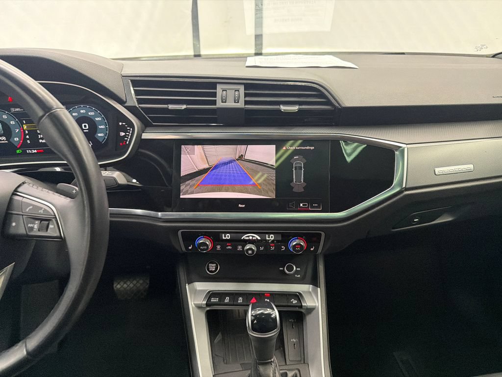 Used 2024 Audi Q3 2.0T Premium AWD/4WD image 30