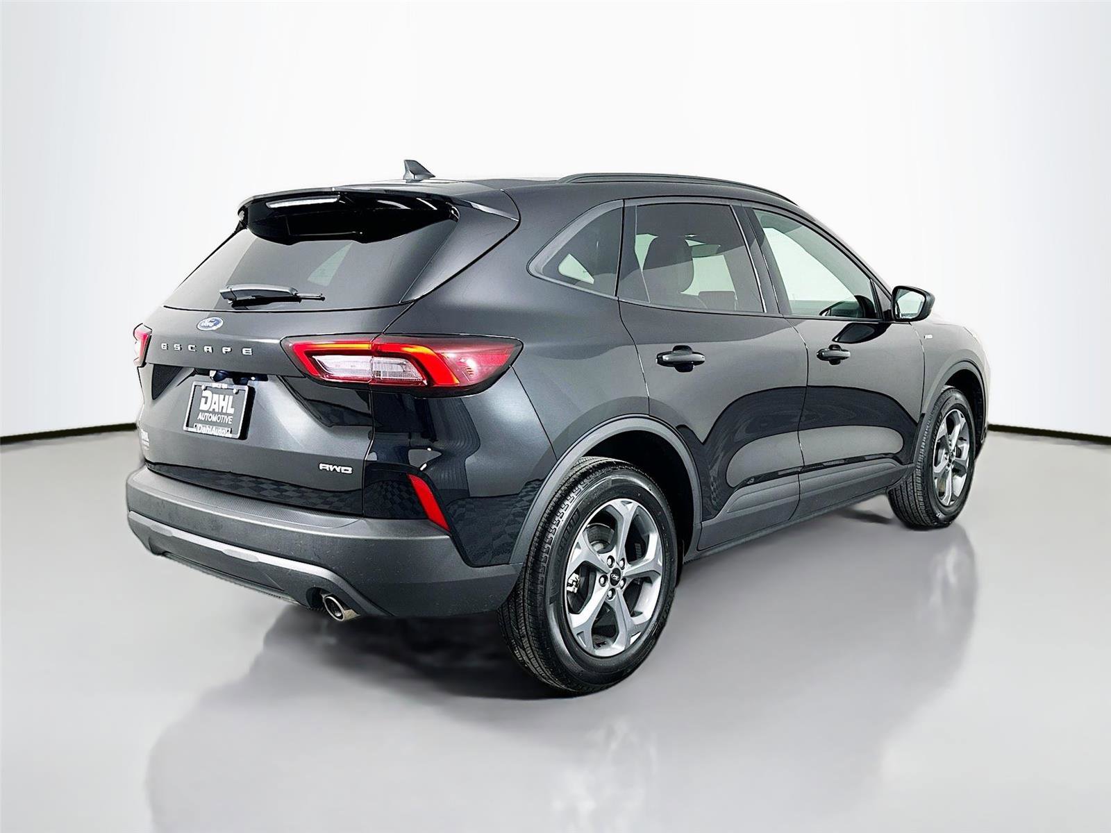 Used 2025 Ford Escape ST-Line image 7