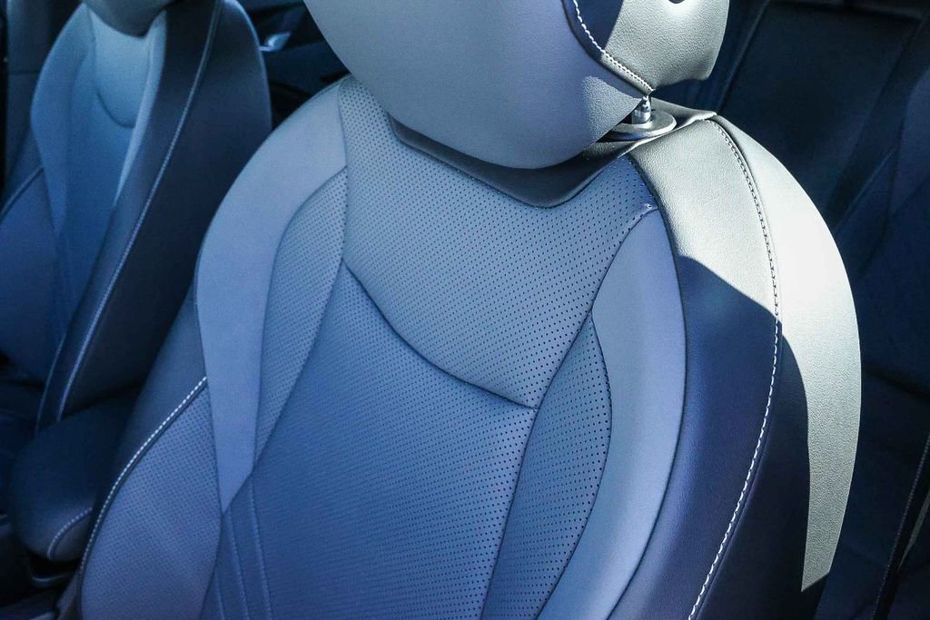 New 2026 Volkswagen Tiguan SE R-Line image 20