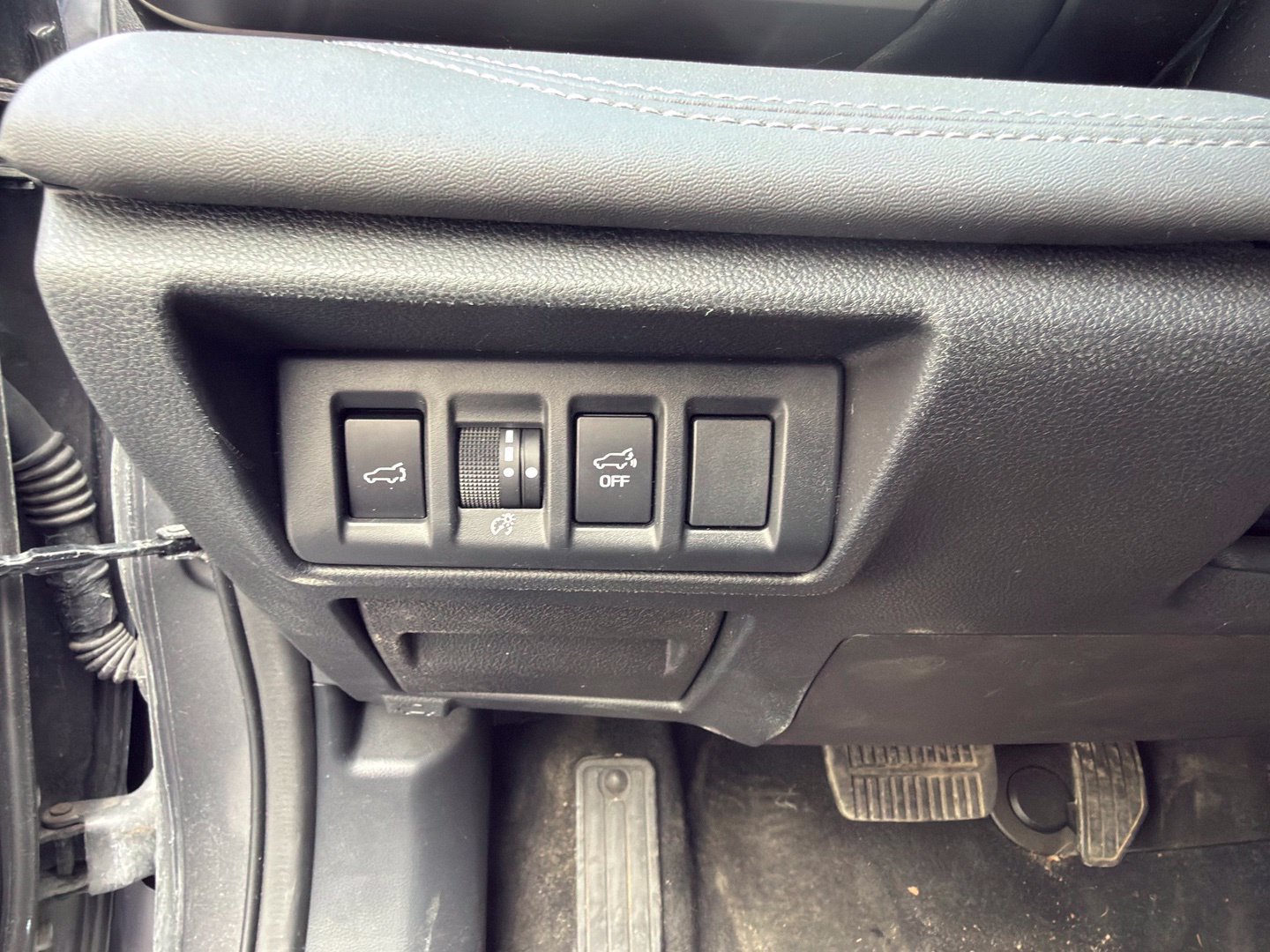 Used 2023 Subaru Outback Touring XT AWD/4WD image 18