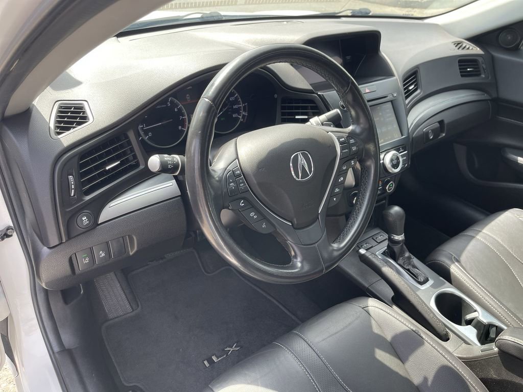 Used 2021 Acura ILX w/ Premium Package FWD image 10