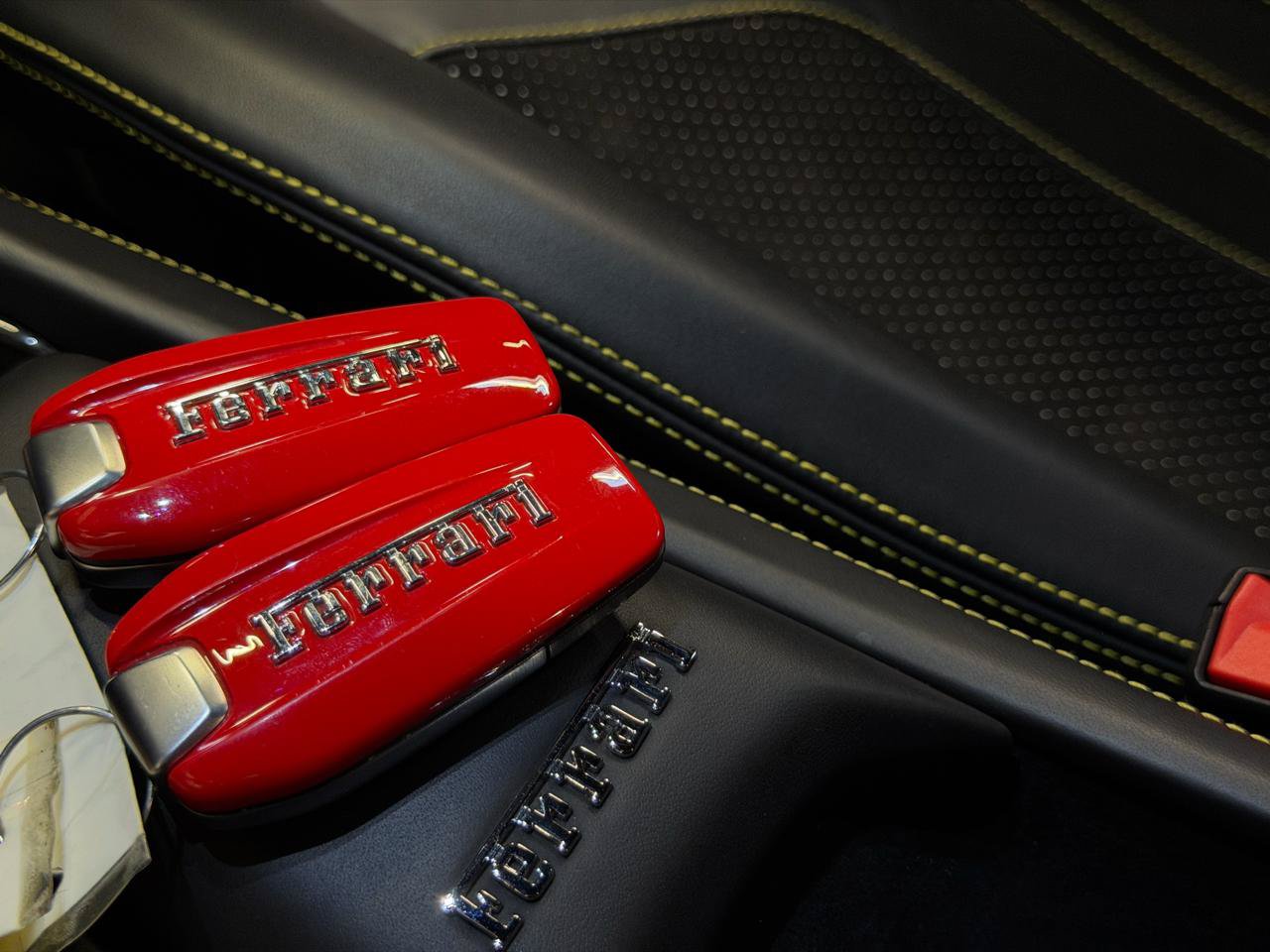 Used 2020 Ferrari F8 Tributo RWD image 30