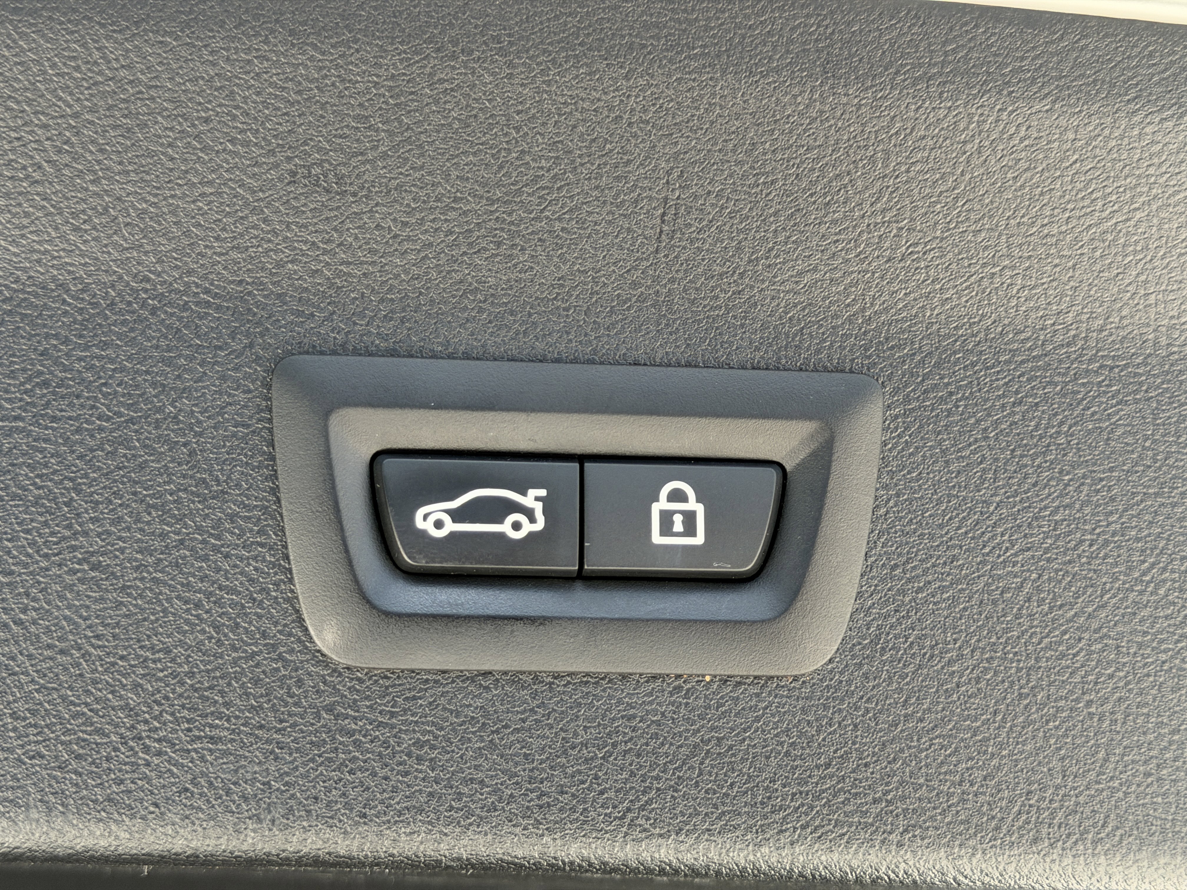 Used 2021 BMW X4 M w/ Competition Package image 12