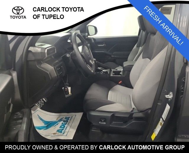 Used 2025 Toyota Tacoma TRD Sport image 8