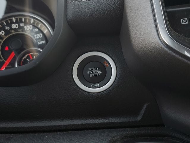 Certified 2022 RAM 1500 Laramie RWD image 35