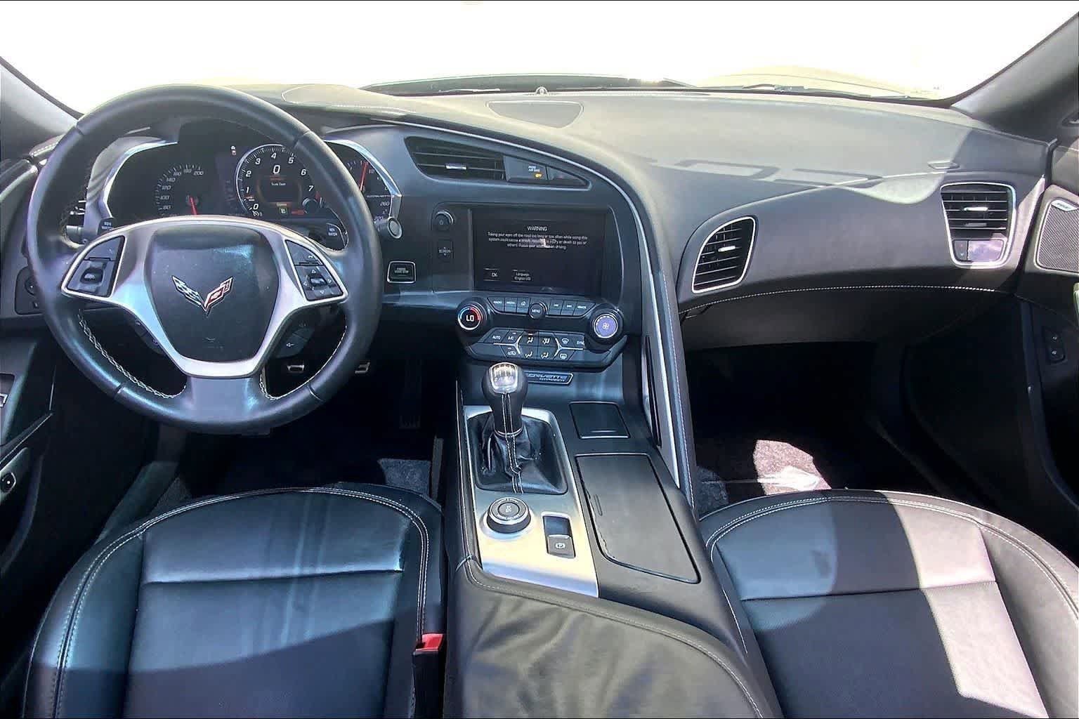 Used 2015 Chevrolet Corvette Stingray Coupe RWD image 10