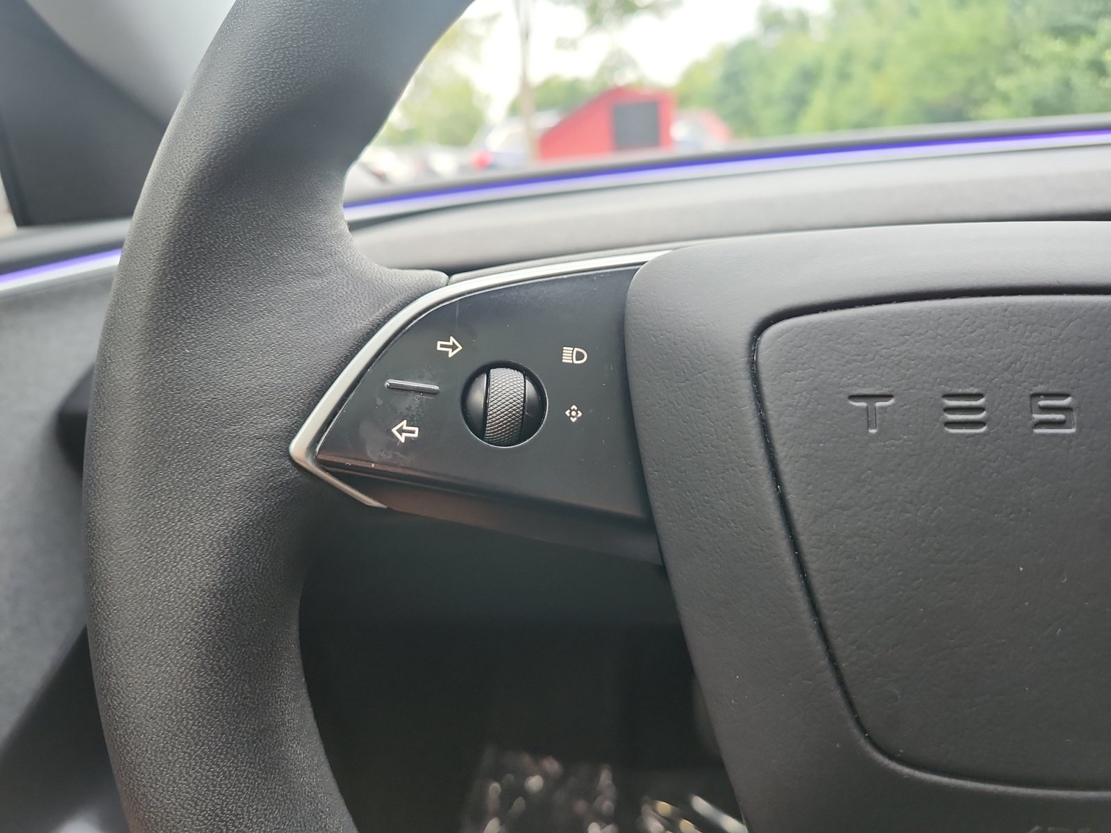 Used 2024 Tesla Model 3 Standard Range RWD image 25