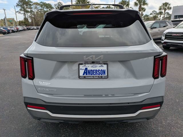 Used 2024 Kia Sorento S w/ Panoramic Sunroof Package image 5